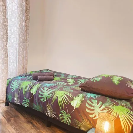 Mitrons - 1b 아파트