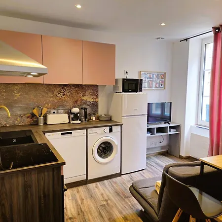 Mitrons - 1b 아파트 *